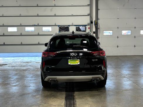 Used 2019 INFINITI QX50 Essential w/ Premium Heat Package image 20