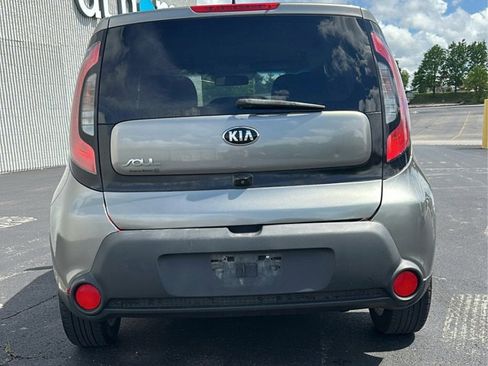 Used 2015 Kia Soul FWD image 4
