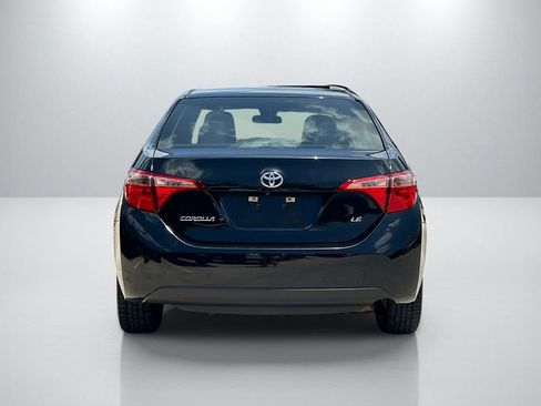 Used 2018 Toyota Corolla LE FWD image 6