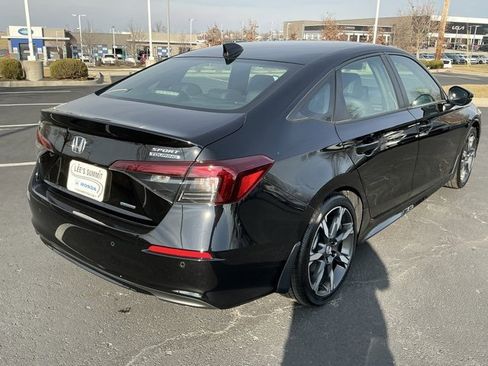 Used 2025 Honda Civic Sport Touring image 3