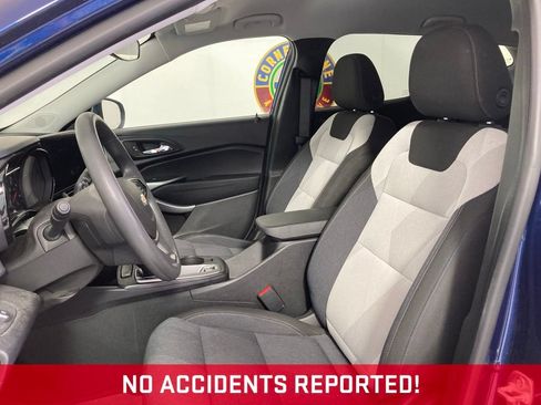 Used 2024 Chevrolet Trax LS w/ LS Convenience Package FWD image 6