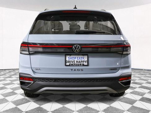 New 2026 Volkswagen Taos SEL image 14