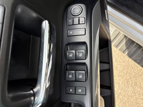 Used 2017 Chevrolet Silverado 2500 LTZ w/ Duramax Plus Package image 10