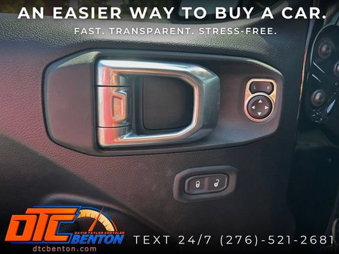 Used 2022 Jeep Wrangler Unlimited Sport AWD/4WD image 11