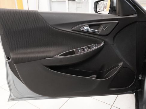 Used 2023 Chevrolet Malibu LT w/ LPO, Floor Liner Package FWD image 16