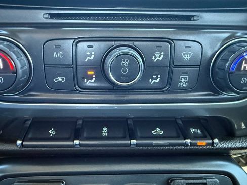 Used 2016 Chevrolet Silverado 1500 LTZ w/ LTZ Plus Package AWD/4WD image 43