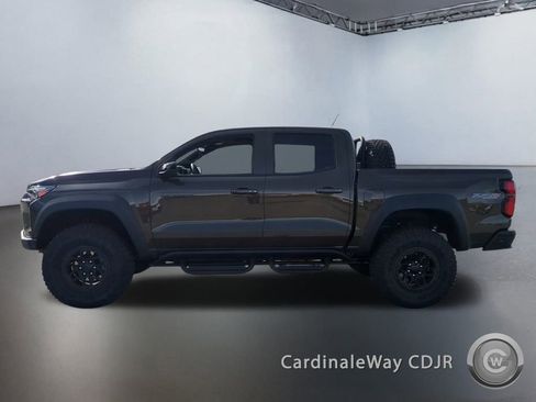 Used 2024 Chevrolet Colorado ZR2 w/ ZR2 Bison Edition image 5