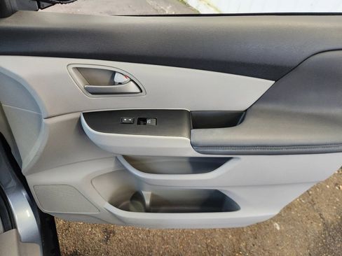 Used 2013 Honda Odyssey EX image 14