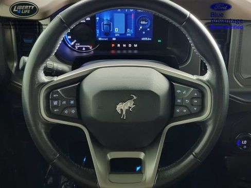 Certified 2023 Ford Bronco Outer Banks w/ Sasquatch Package AWD/4WD image 27