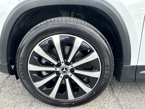 Used 2022 Mercedes-Benz GLA 250 4MATIC w/ Premium Package Lite image 25
