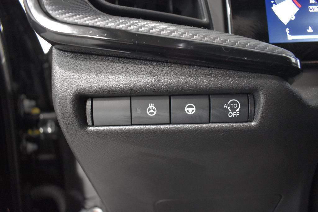 Certified 2026 Nissan Kicks SR w/ SR Premium Package FWD image 20