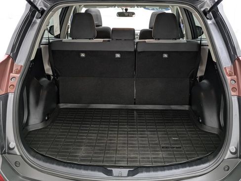 Used 2014 Toyota RAV4 XLE AWD/4WD image 12