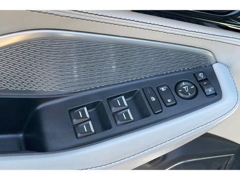 Certified 2023 Acura MDX SH-AWD w/ Advance Package image 11