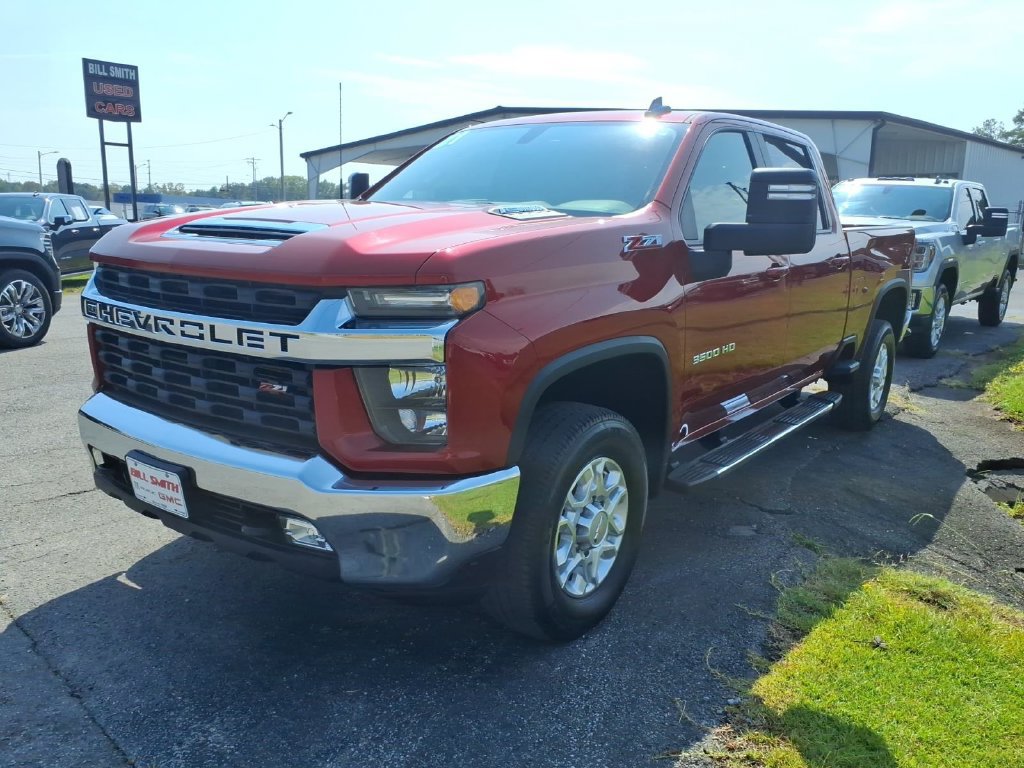 Used 2021 Chevrolet Silverado 3500 LT w/ Convenience Package AWD/4WD image 3