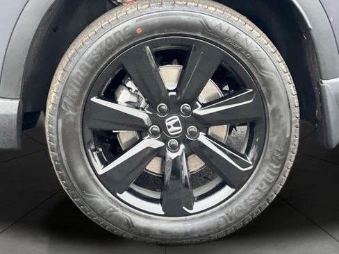 New 2025 Honda Pilot Black Edition image 11