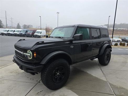 Used 2024 Ford Bronco Wildtrak image 9