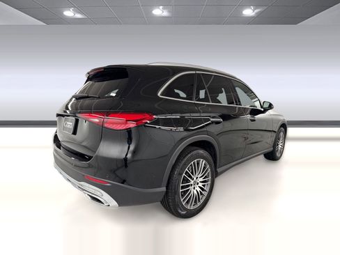 Certified 2026 Mercedes-Benz GLC 300 image 9