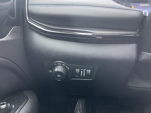 New 2026 Jeep Compass Latitude image 26