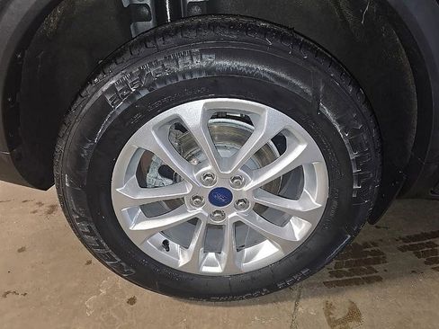 Used 2022 Ford Escape SE image 37