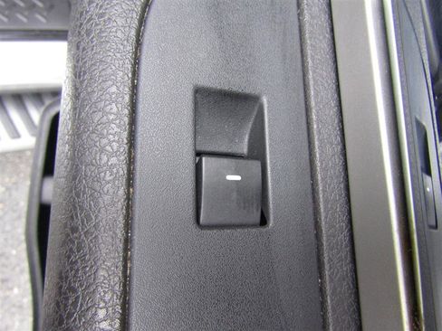 Used 2011 Ford F150 FX4 w/ FX Luxury Pkg image 33