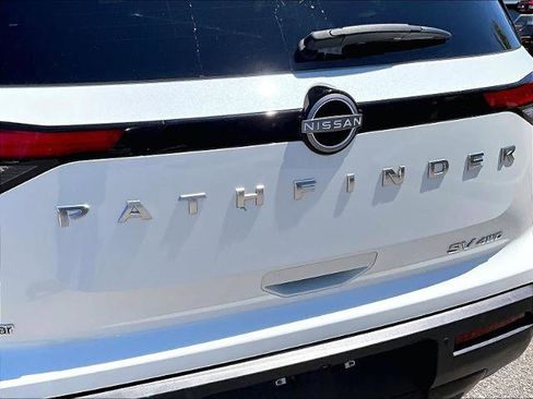 Certified 2023 Nissan Pathfinder SV AWD/4WD image 28