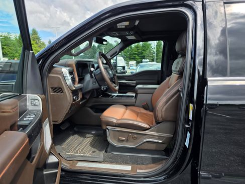 Used 2026 Ford F350 King Ranch w/ Chrome Package AWD/4WD image 21