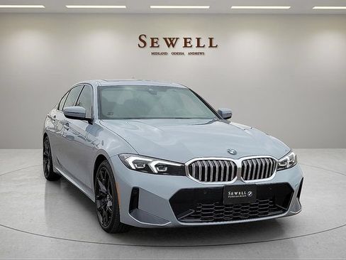New 2026 BMW 330i Sedan w/ M Sport Package RWD image 7