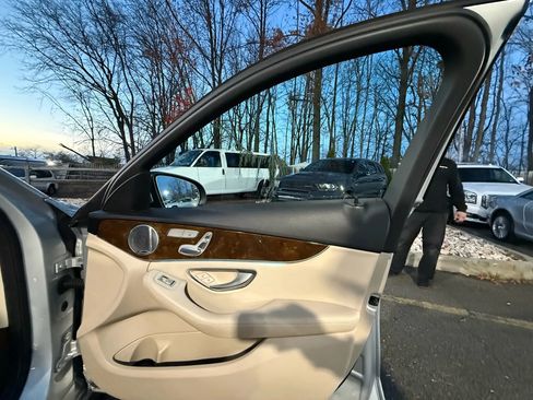 Used 2017 Mercedes-Benz C 300 Sedan image 24