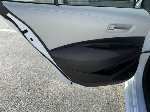Used 2024 Toyota Corolla LE image 23