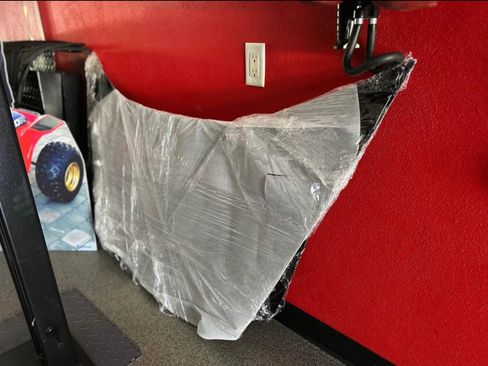 Used 2021 Lamborghini Huracan EVO image 19