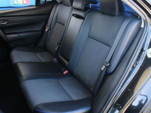 Used 2017 Toyota Corolla SE image 16