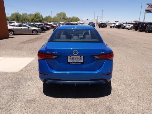 Used 2022 Nissan Sentra SV FWD image 7