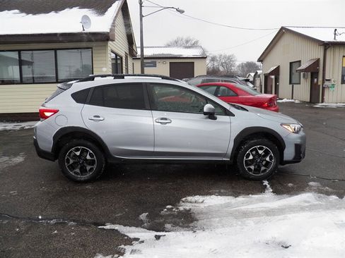 Used 2019 Subaru Crosstrek 2.0i Premium w/ Popular Package #3 image 2