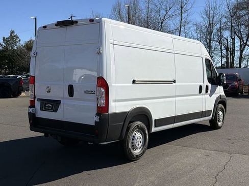 New 2026 RAM ProMaster 2500 w/ Convenience Group image 12
