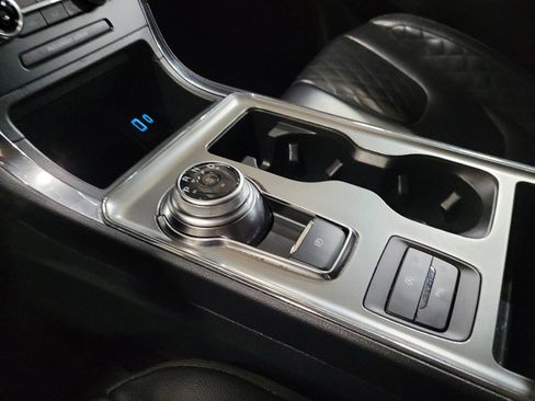 Used 2024 Ford Edge Titanium image 26