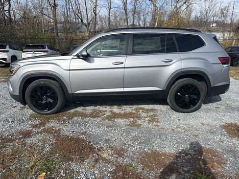 New 2026 Volkswagen Atlas SE AWD/4WD image 3