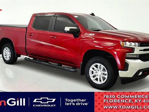 Used 2022 Chevrolet Silverado 1500 LT w/ Z71 Off-Road Package AWD/4WD image 1