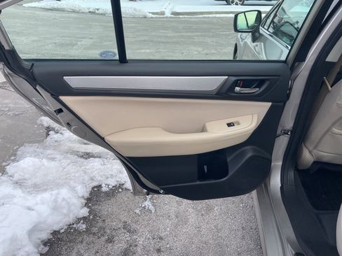 Used 2016 Subaru Legacy 2.5i Premium w/ Moonroof Package image 14