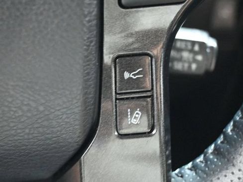 Used 2023 Toyota 4Runner Limited RWD image 10