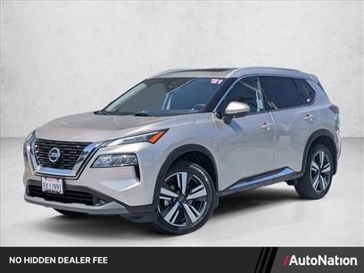 Used 2021 Nissan Rogue SL w/ Premium Package