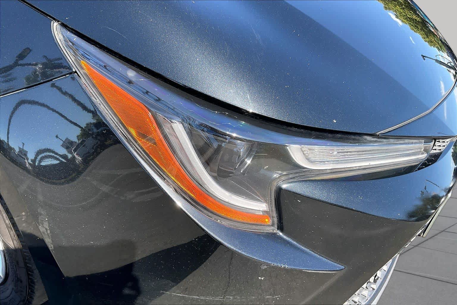 Used 2020 Toyota Corolla LE FWD image 26