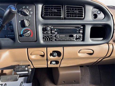 Used 1999 Dodge Ram 3500 Truck ST image 11