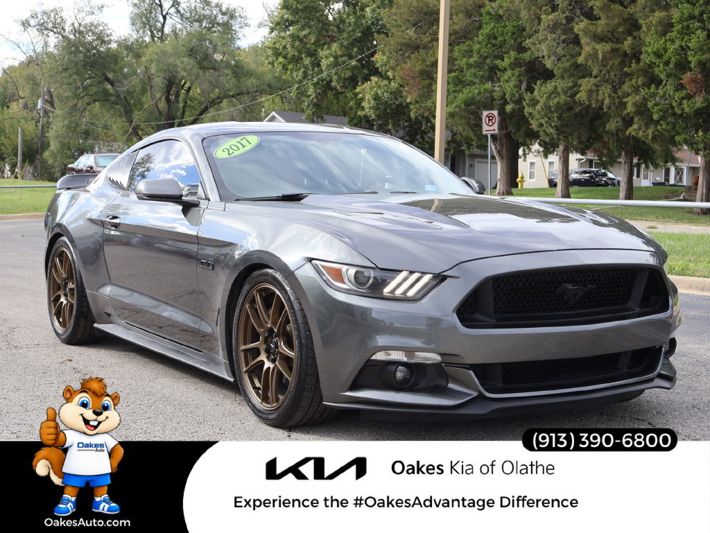Used 2017 Ford Mustang GT Premium w/ Black Accent Package RWD image 1