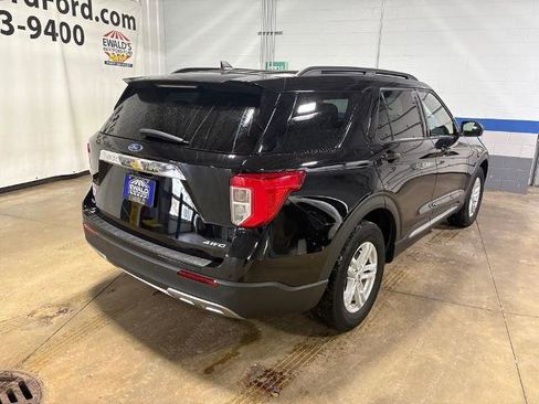 Certified 2022 Ford Explorer XLT w/ Equipment Group 202A AWD/4WD image 5