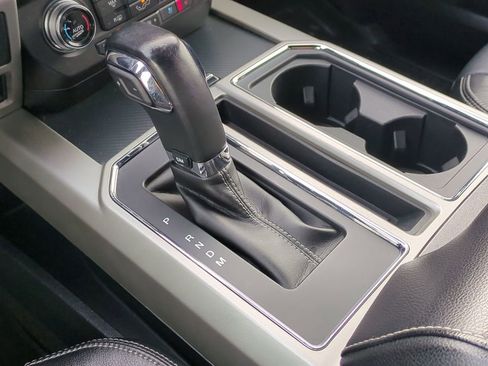 Used 2020 Ford F150 Lariat w/ Equipment Group 502A Luxury image 38