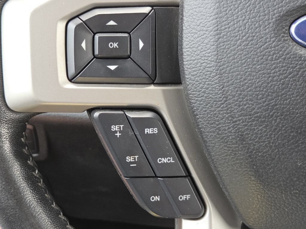 Used 2019 Ford F250 Lariat w/ Lariat Value Package AWD/4WD image 10