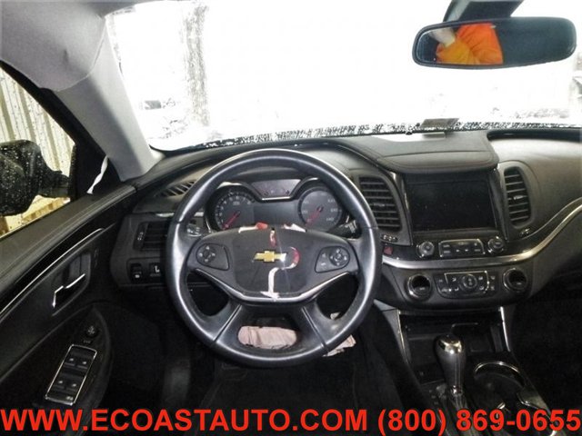 Used 2017 Chevrolet Impala LT FWD image 7