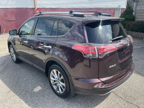 Used 2016 Toyota RAV4 Limited w/ Advanced Technology Package image 7