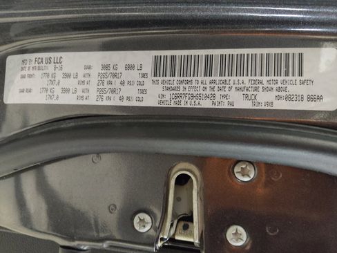 Used 2017 RAM 1500 Express image 33