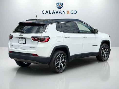 Used 2024 Jeep Compass Limited AWD/4WD image 7